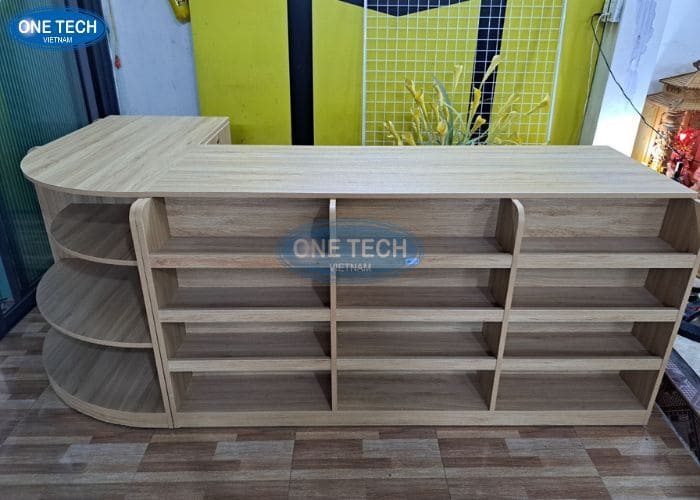 One Tech cung cấp các mẫu bàn thu ngân đa dạng kích thước