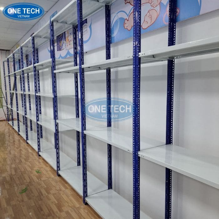 One Tech thiết kế kệ theo yêu cầu khách hàng